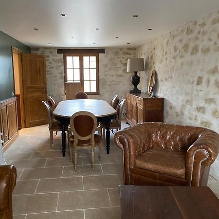 La Maison Du Caillou Bed and Breakfast Pontarme Buitenkant foto